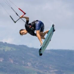 2024 Naish Motion Freeride Twintip Kiteboard -Kiteboarding Gear Store 900 naish 2024 motion size 9