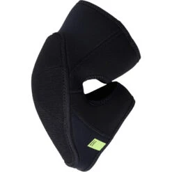 Mystic 2025 Knee Pads - Wingboarding / Parawing -Kiteboarding Gear Store mystic 2025 knee pads 3